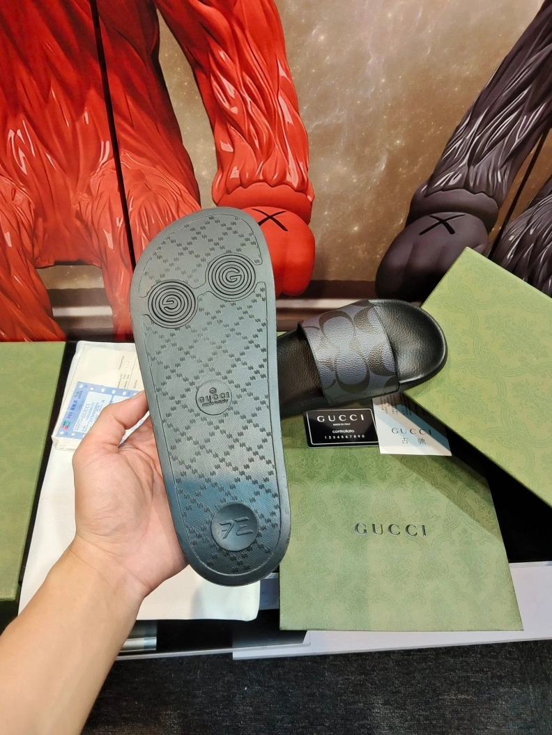 Bright Gxccx Slippers 158340