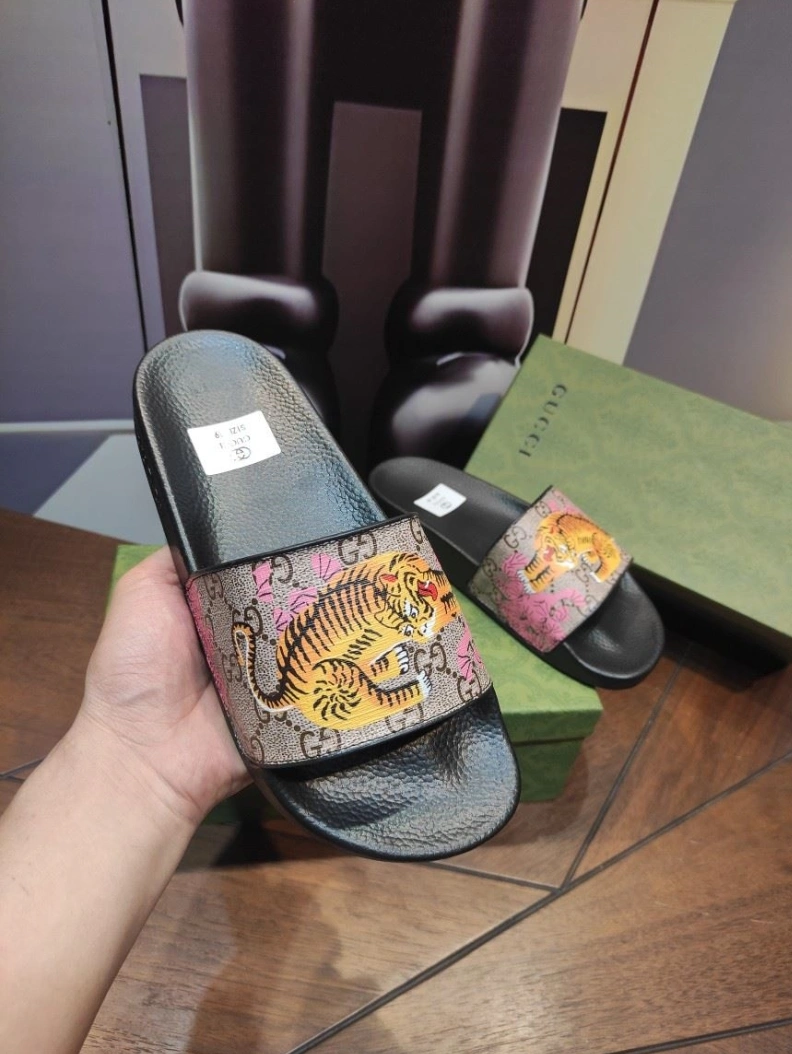 Gxccx Slippers Classic 158324