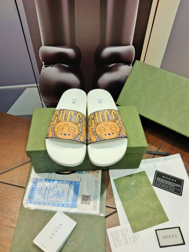 Gxccx Slippers Flexible 158308