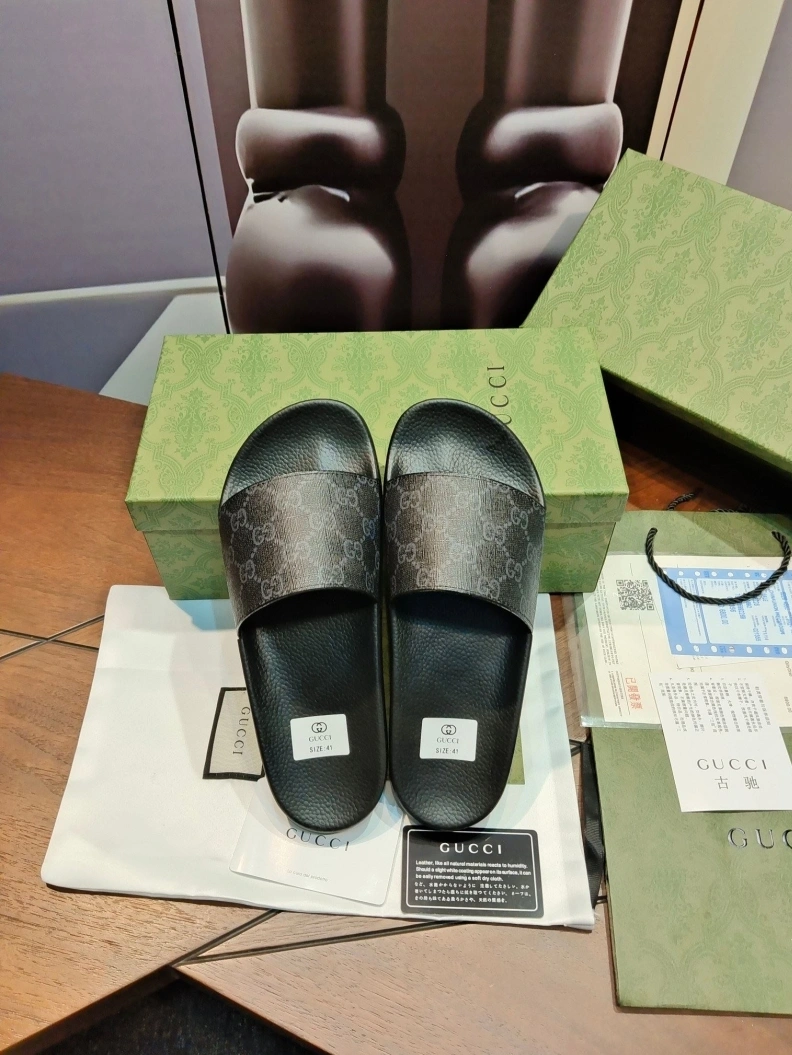 Gxccx Slippers Bright 158333