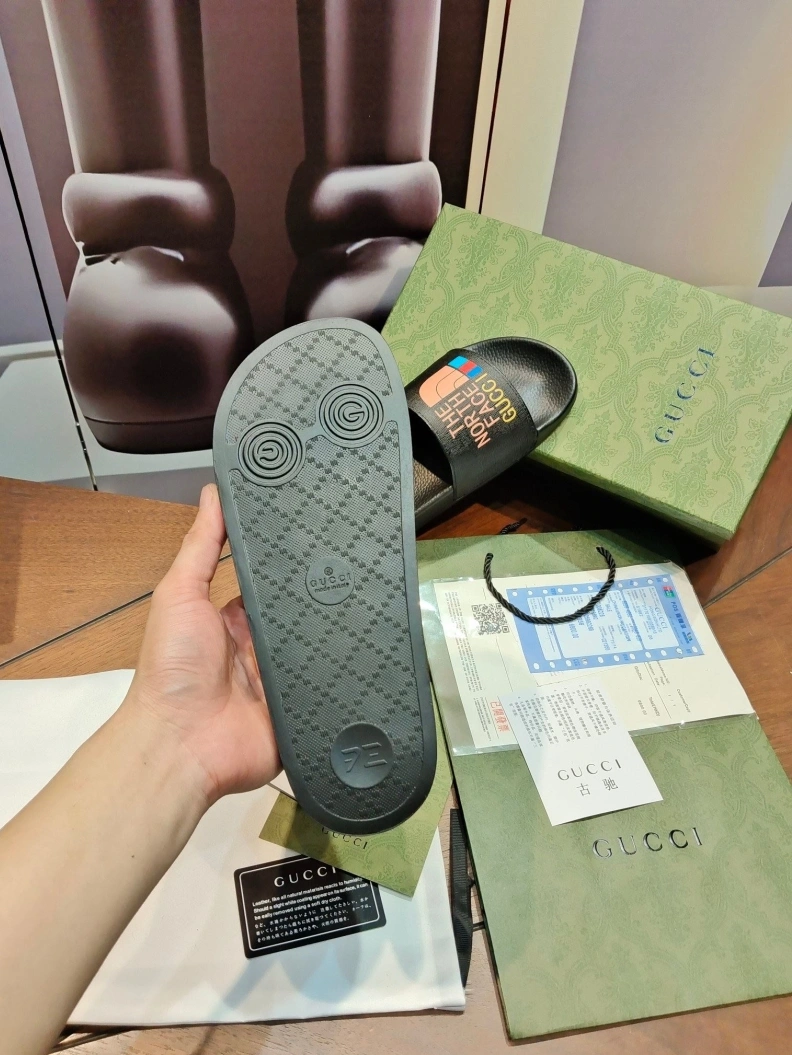 Modern Gxccx Slippers 158326