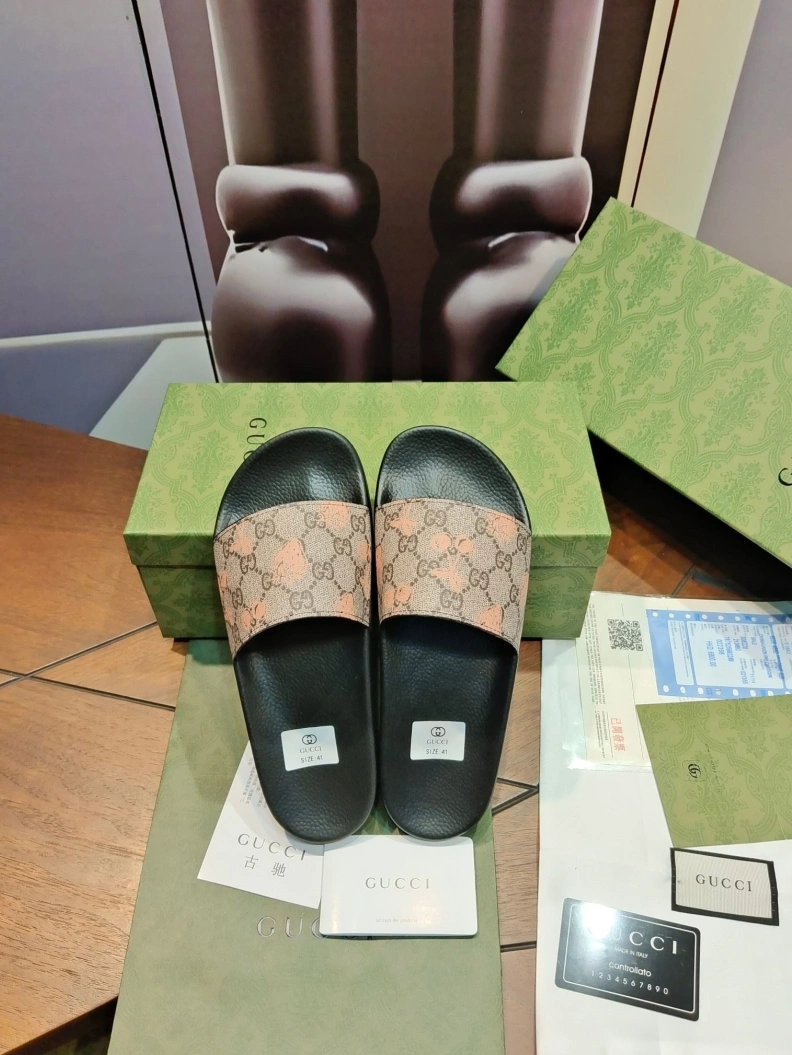 Trendy Gxccx Slippers 158322