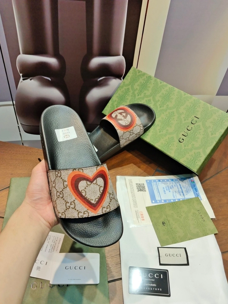 Gxccx Slippers Trendsetting 158317
