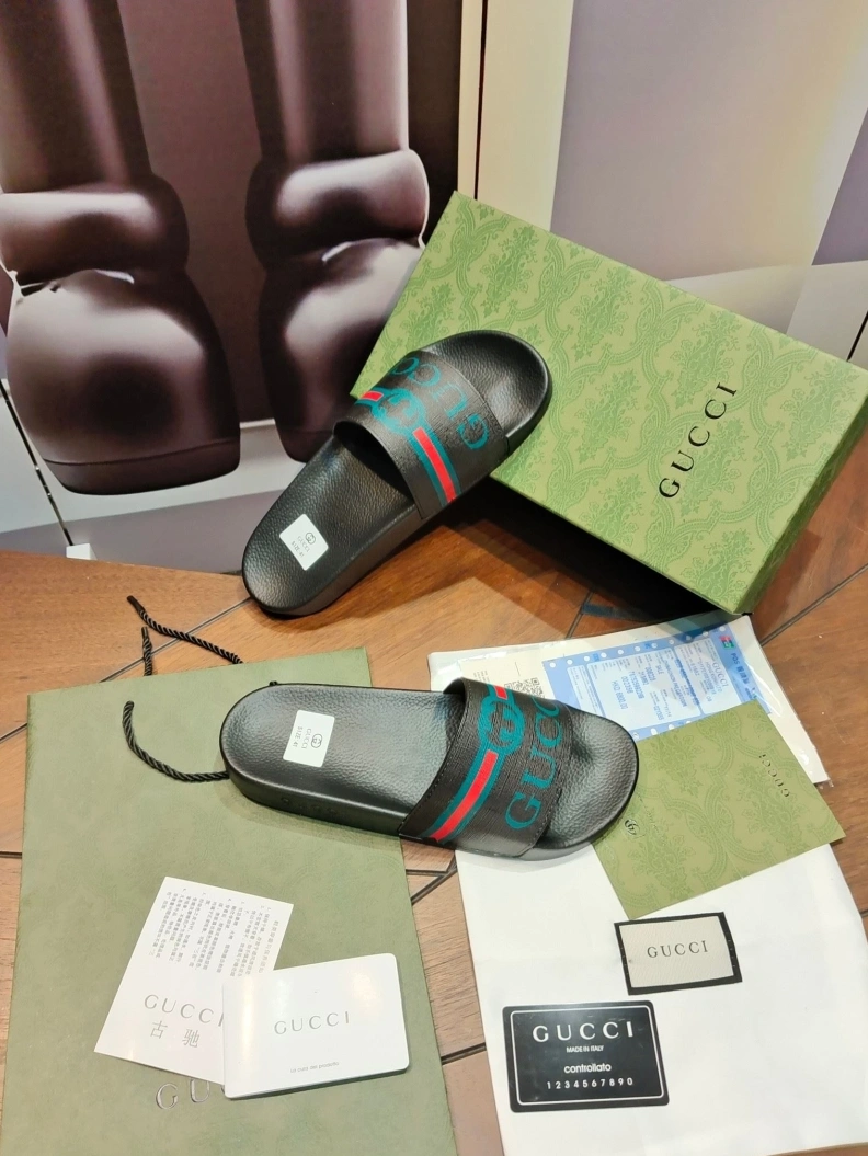 Gxccx Slippers Versatile 158307