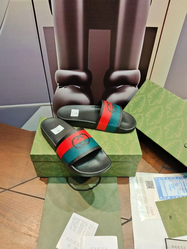 Minimalist Gxccx Slippers 158303