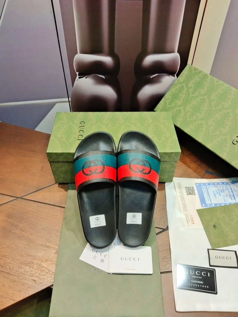 Minimalist Gxccx Slippers 158303