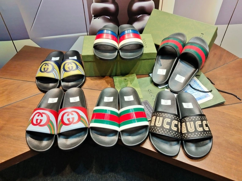 Bright Gxccx Slippers 158296