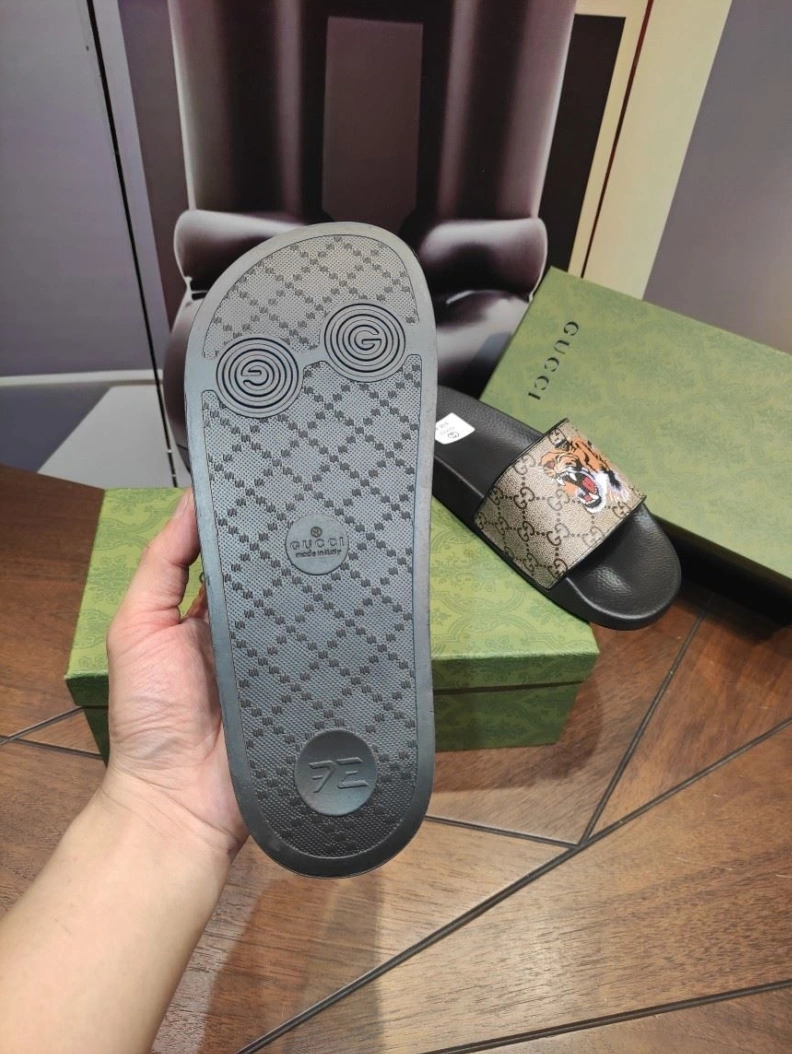 Gxccx Slippers EyeCatching 158280