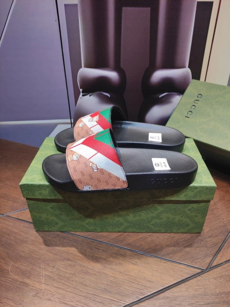 Sophisticated Gxccx Slippers 158268