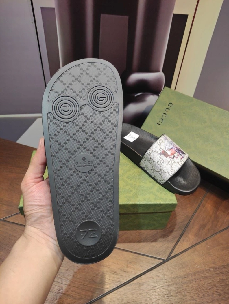 Gxccx Slippers Bold 158271