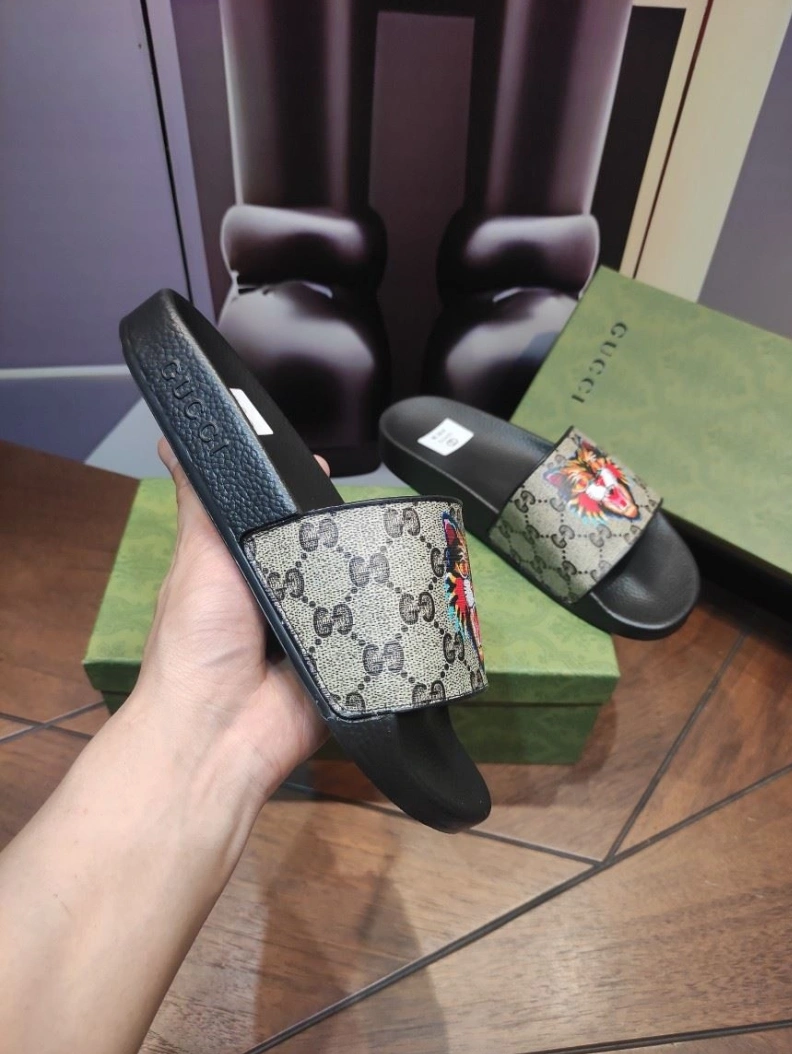 Trendy Gxccx Slippers 158270