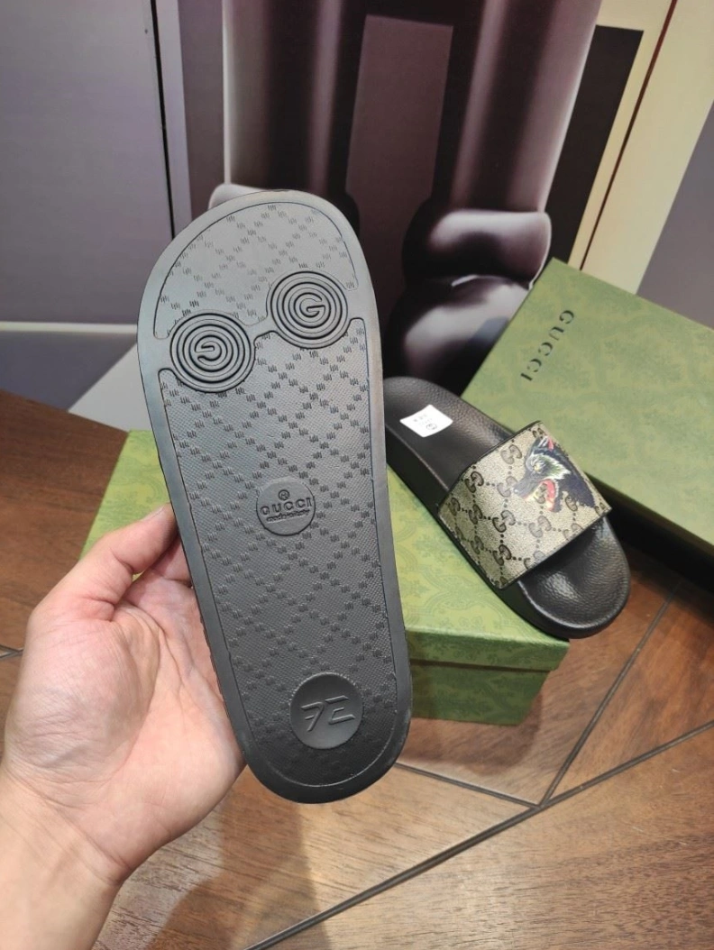 Gxccx Slippers EyeCatching 158289
