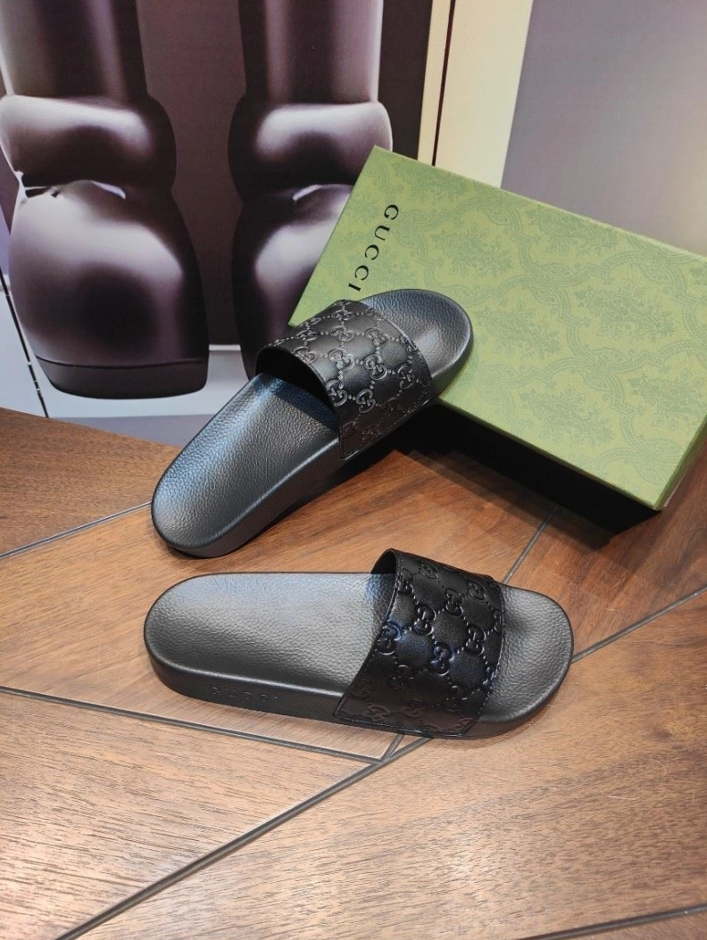 Gxccx Slippers Bright 158263