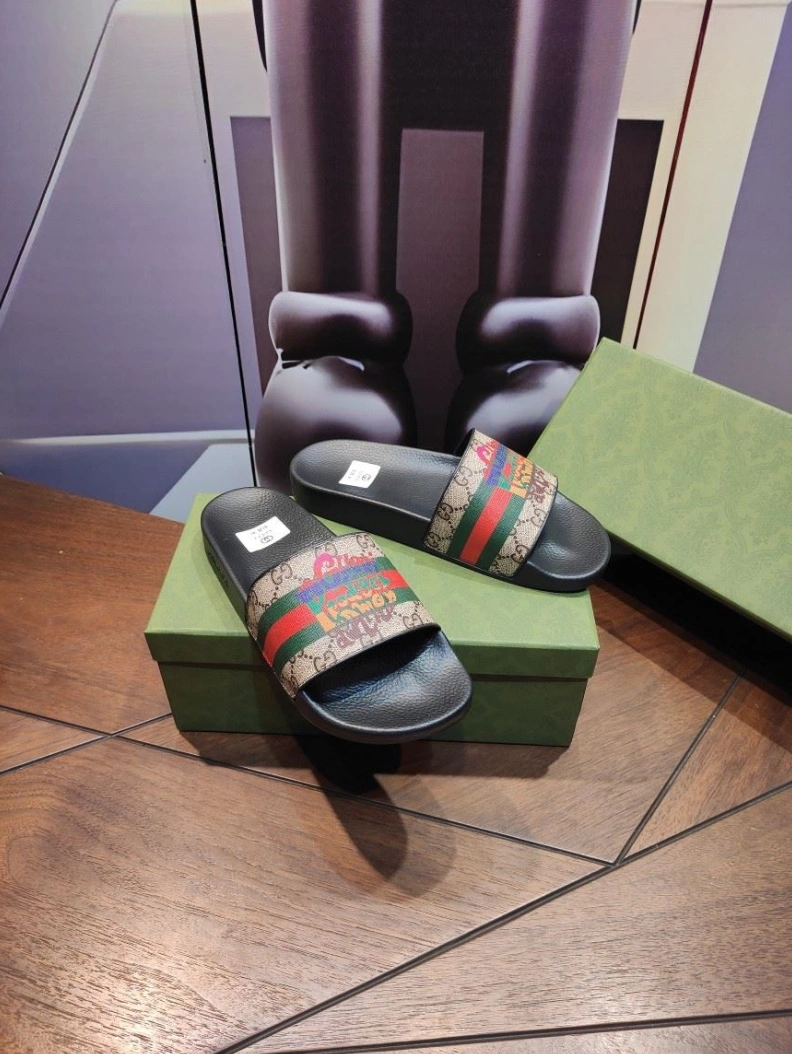 Refined Gxccx Slippers 158282