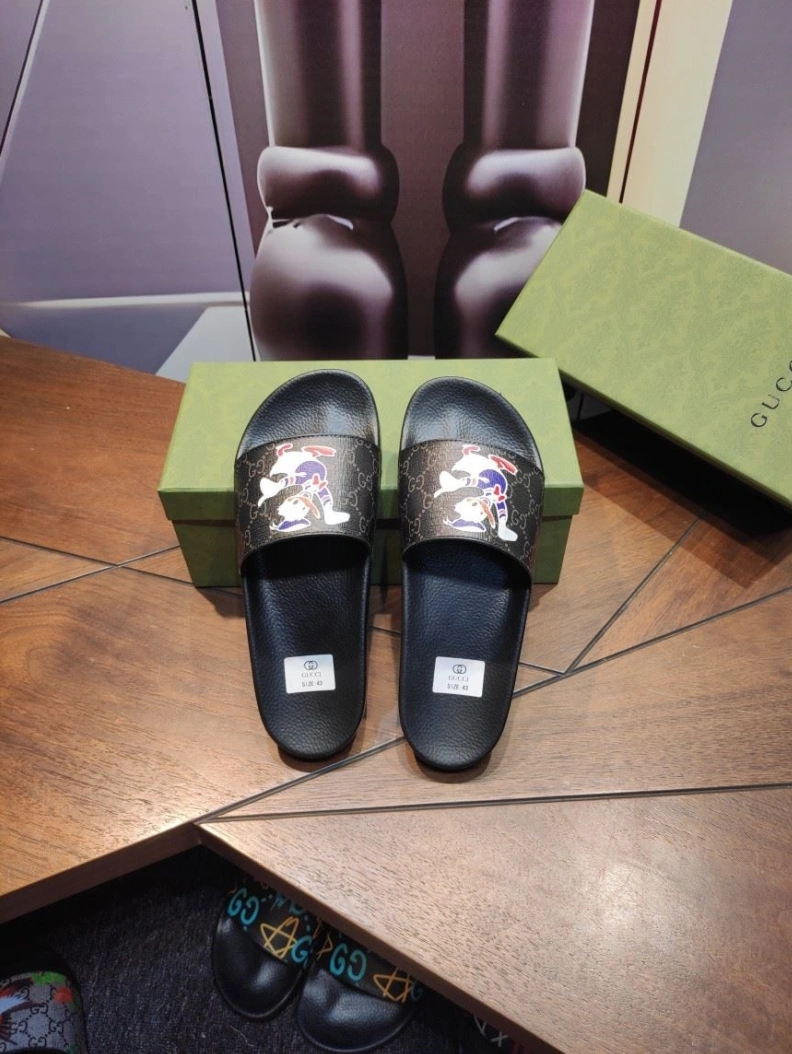 Sleek Gxccx Slippers 158281
