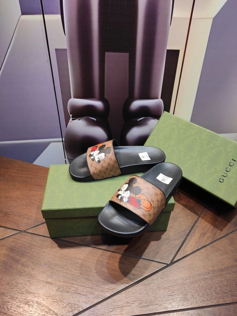 Gxccx Slippers ModernLook 158291