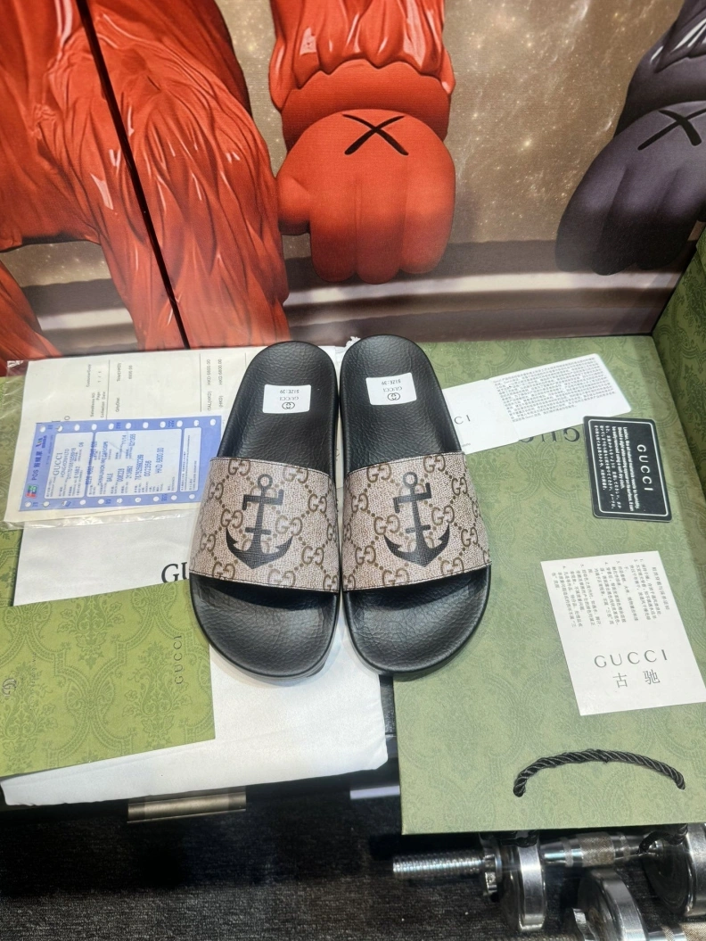 DailyWear Gxccx Slippers 158258