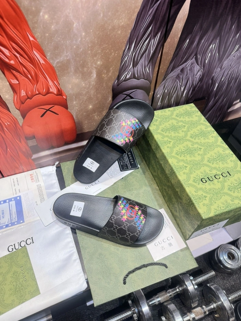 Minimalist Gxccx Slippers 158255