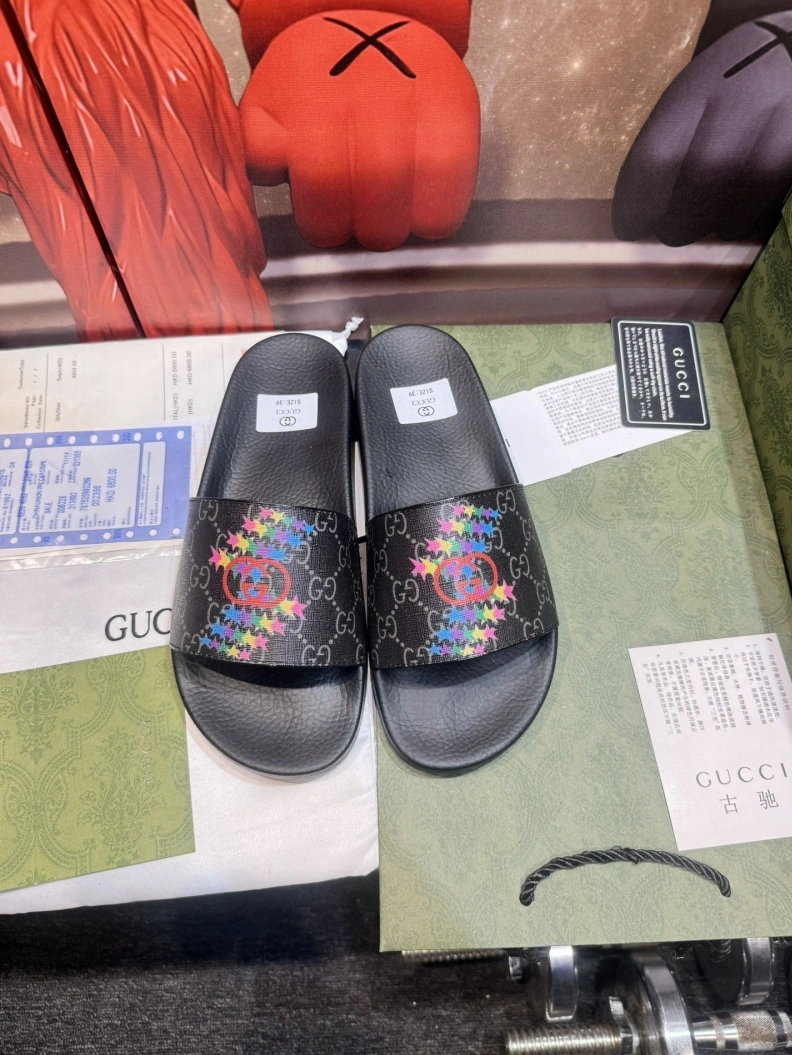 Minimalist Gxccx Slippers 158255