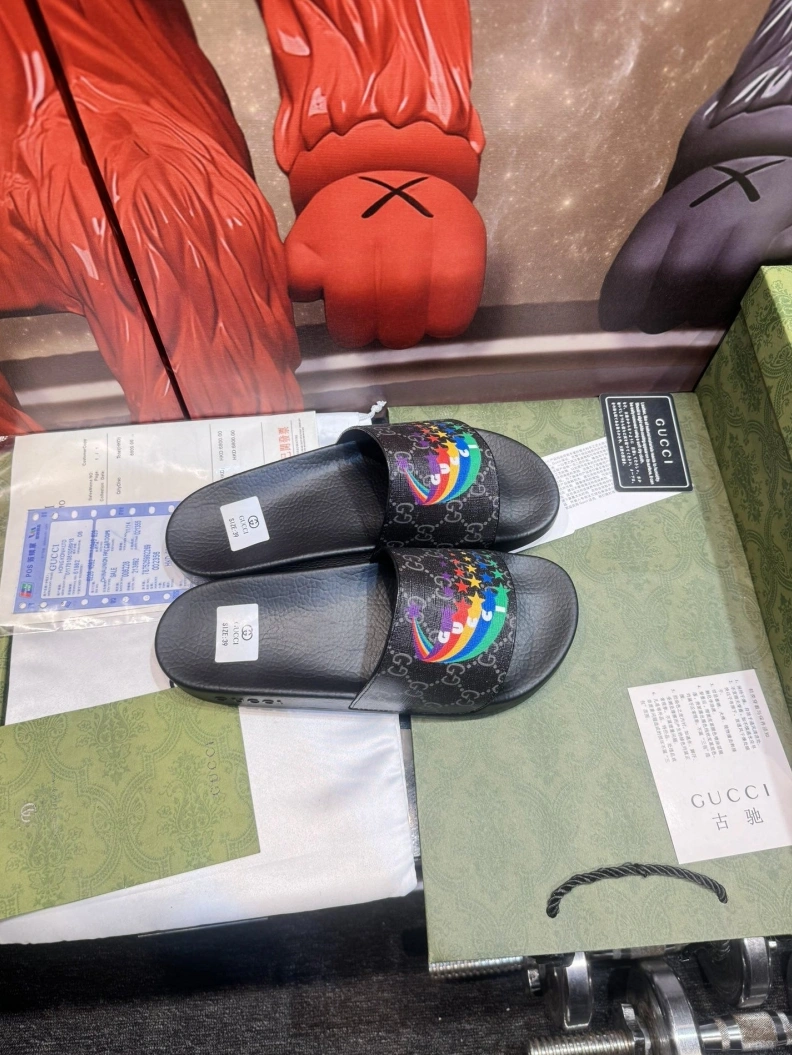 Modern Gxccx Slippers 158257