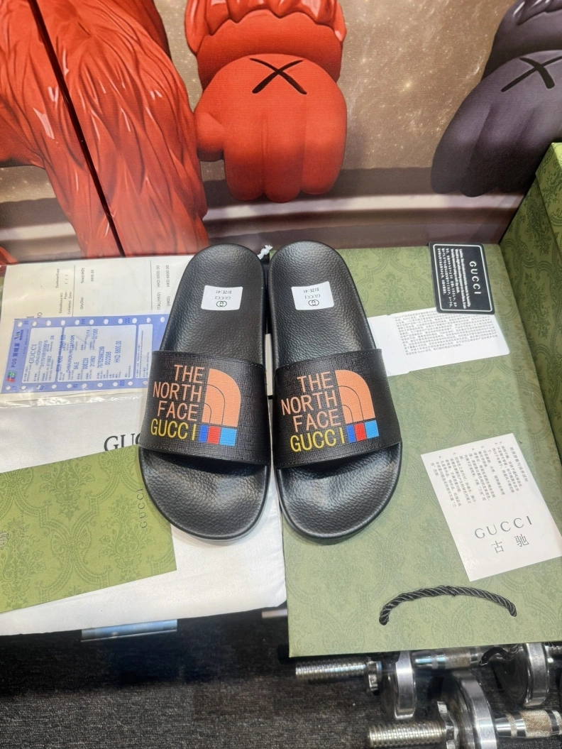 Gxccx Slippers Unique 158248