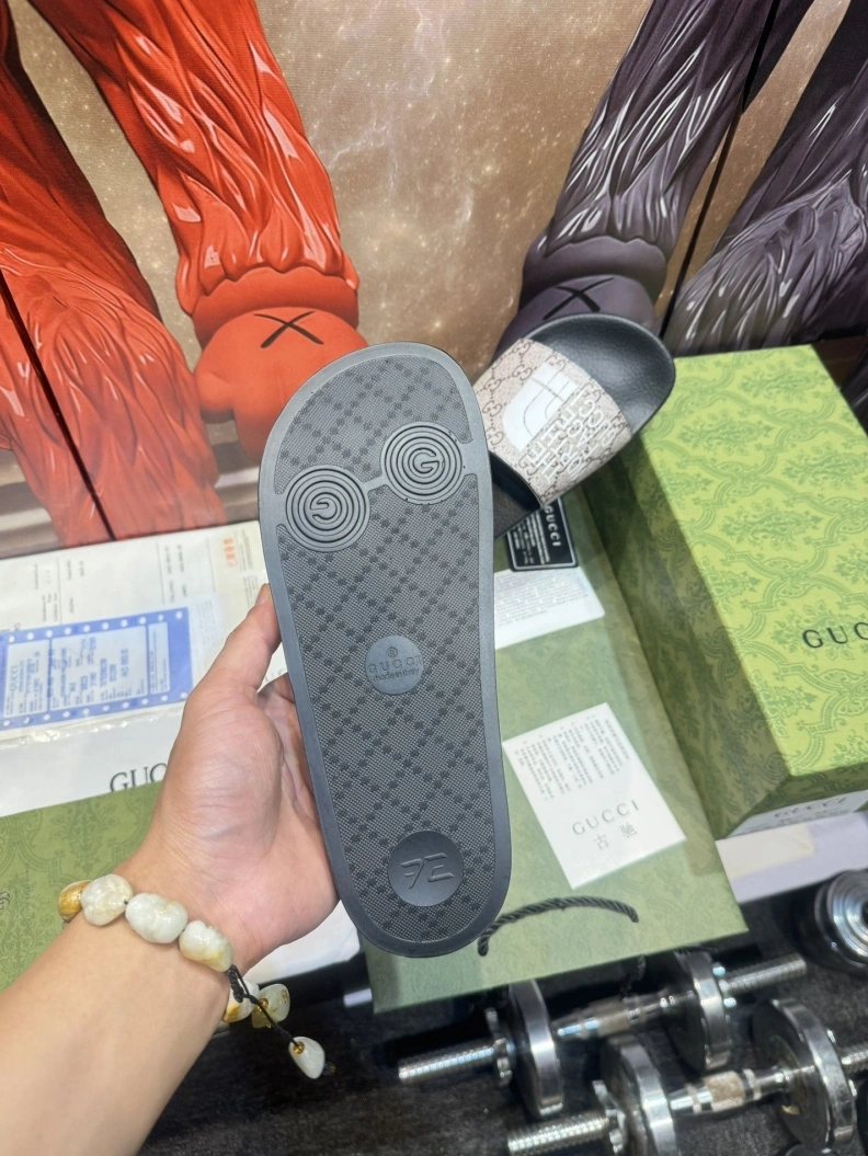 HighQuality Gxccx Slippers 158249