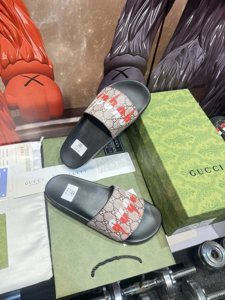 Trendsetting Gxccx Slippers 158247