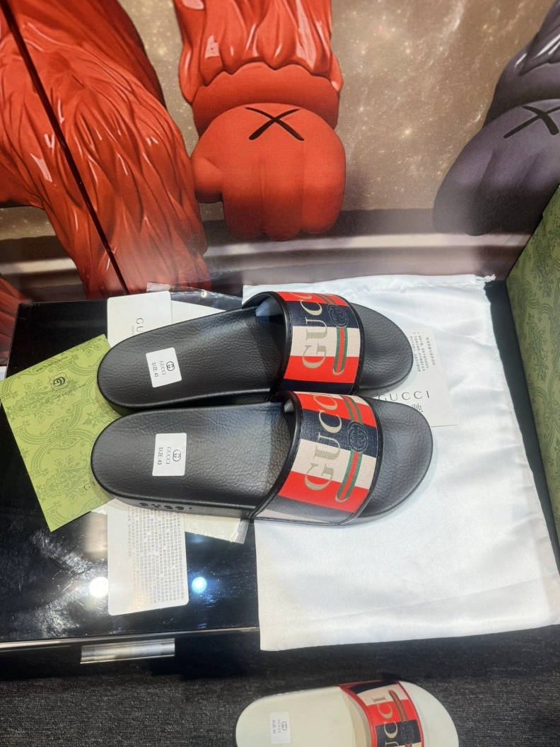 Gxccx Slippers StreetReady 158244