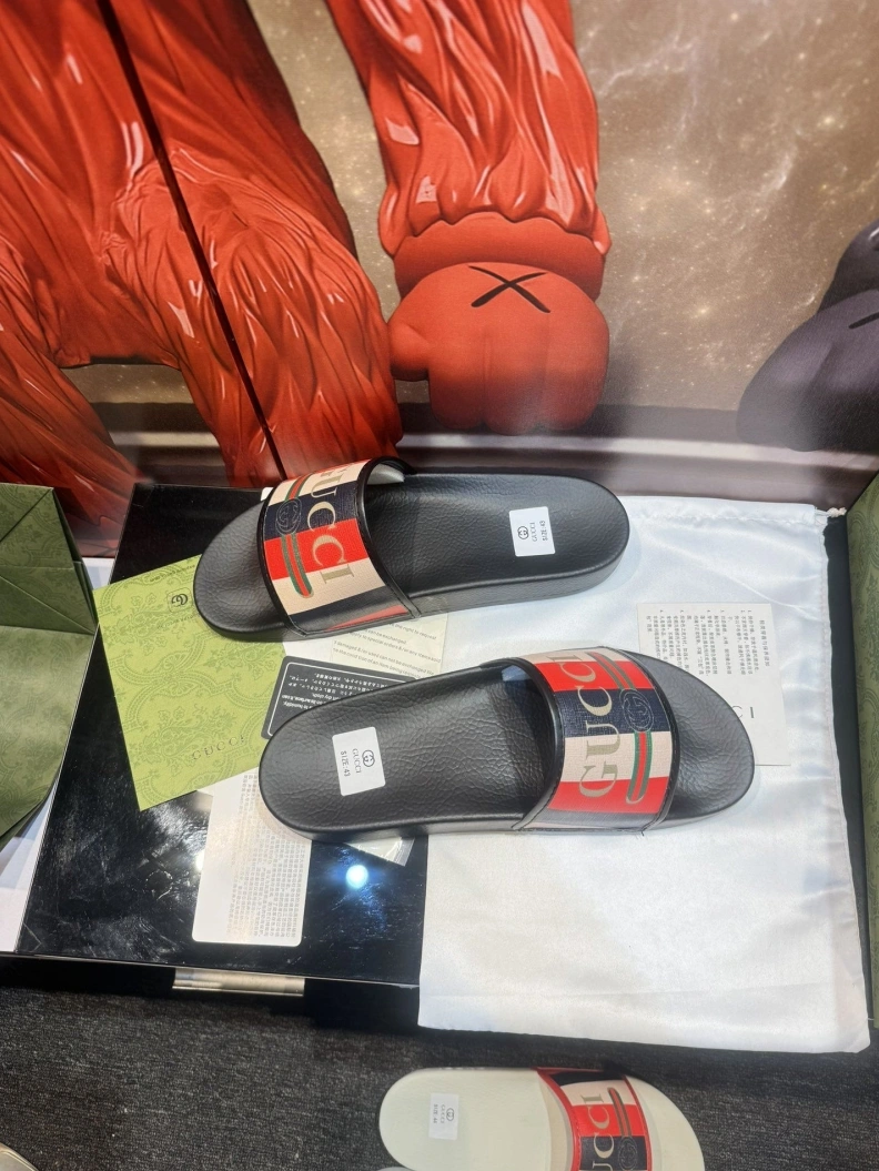 Gxccx Slippers StreetReady 158244