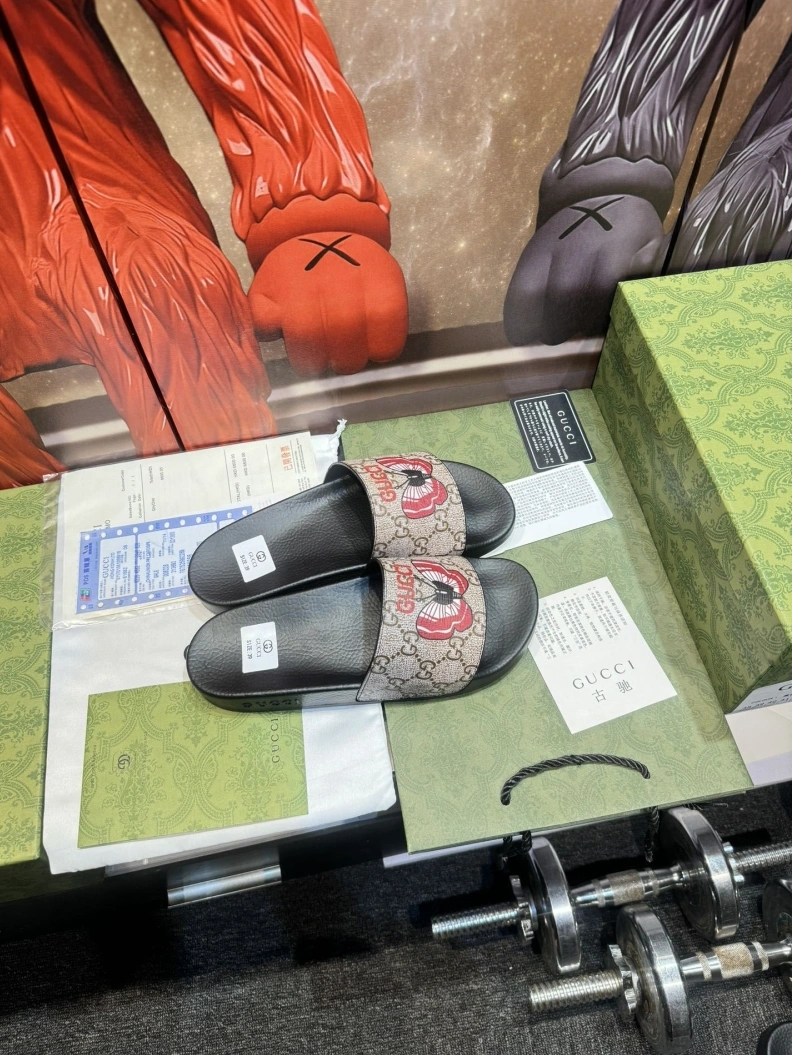 Gxccx Slippers SportInspired 158230