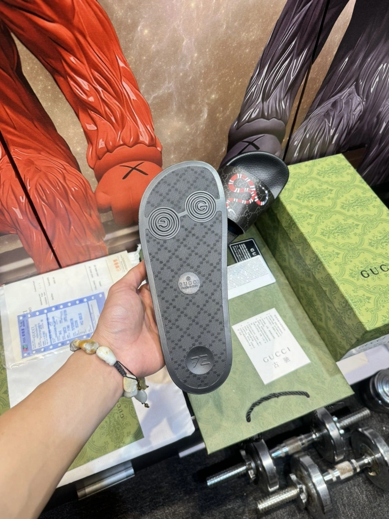 Gxccx Slippers Unique 158219