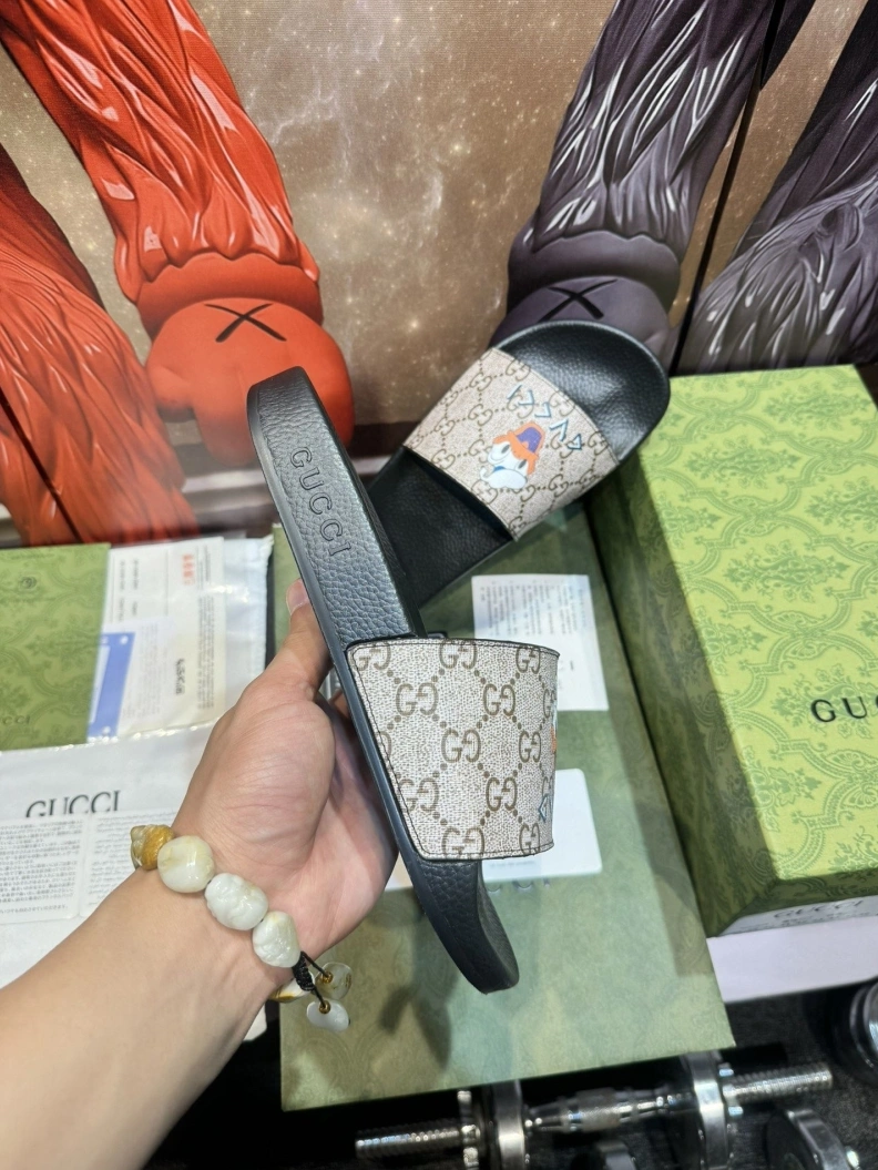 Gxccx Slippers Elegant 158229
