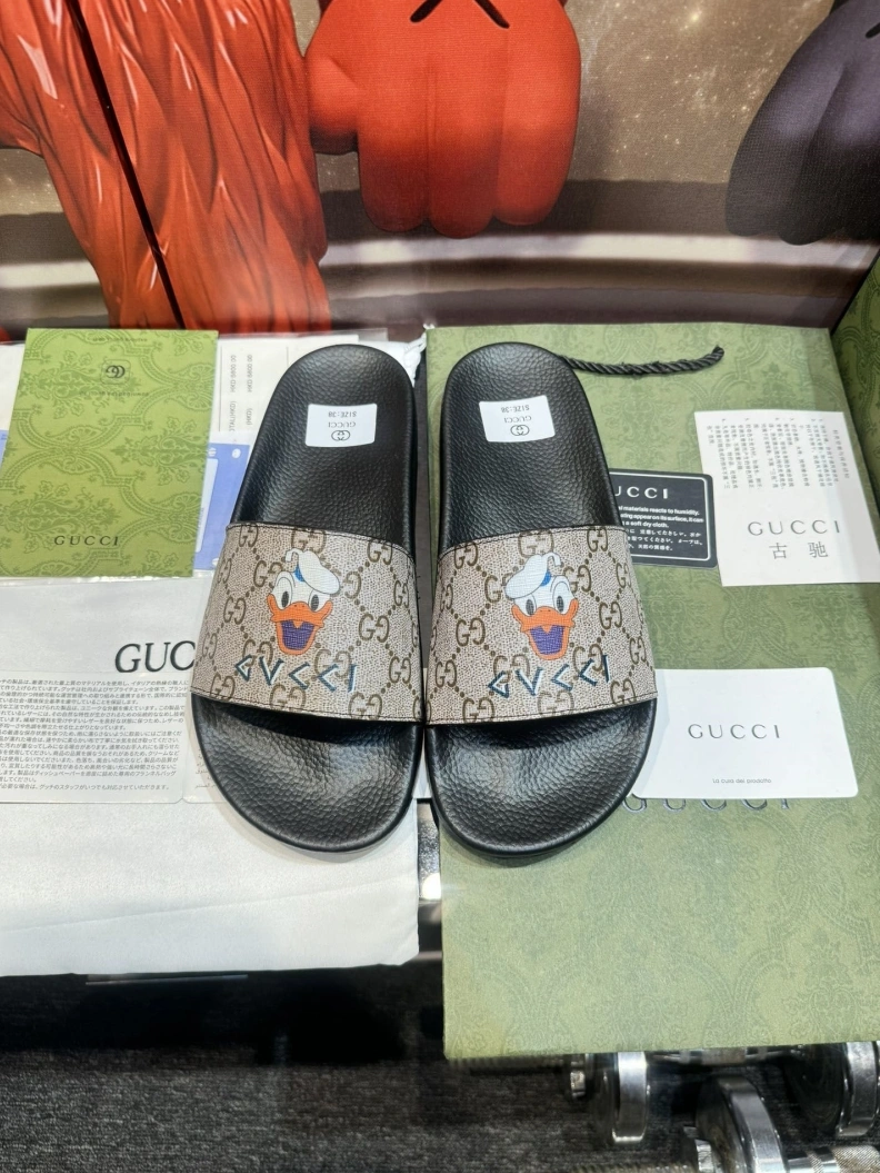 Gxccx Slippers Elegant 158229