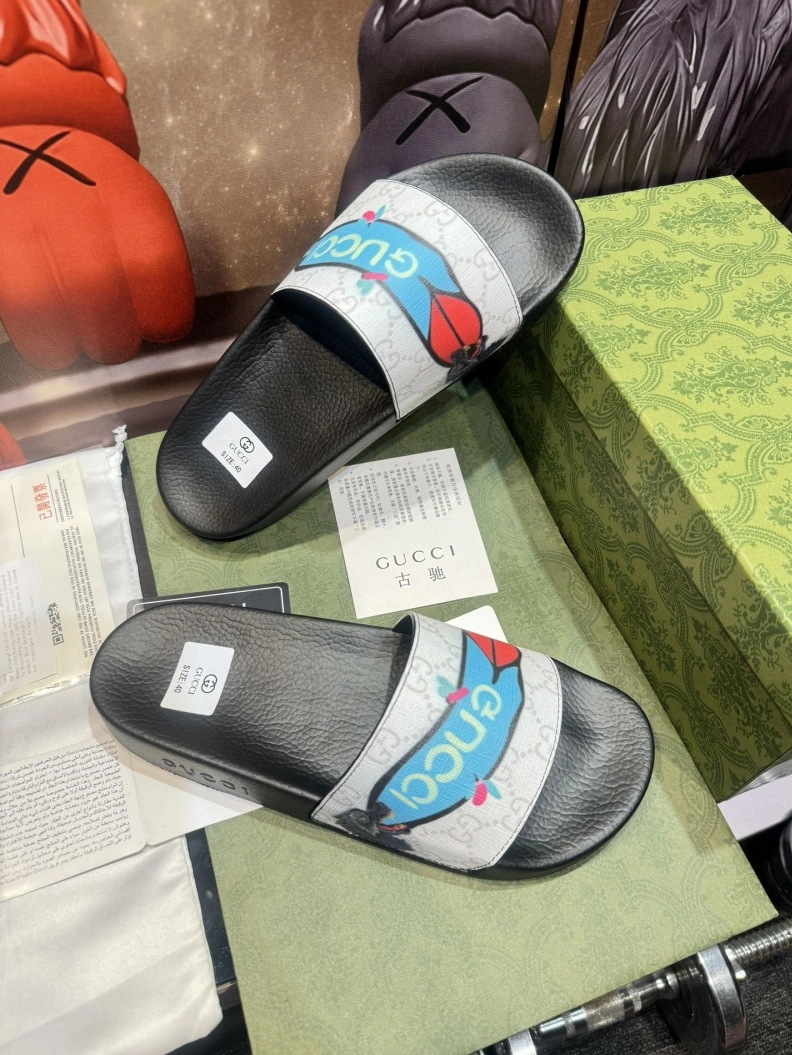 Soft Gxccx Slippers 158211