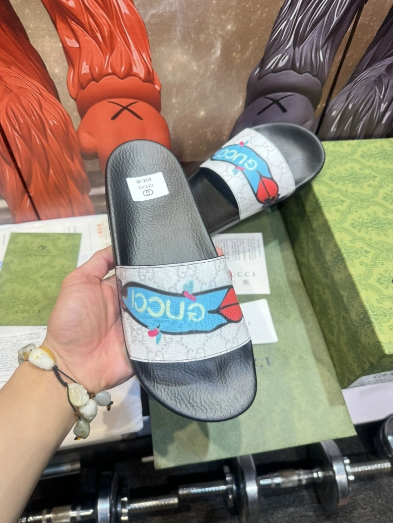 Soft Gxccx Slippers 158211