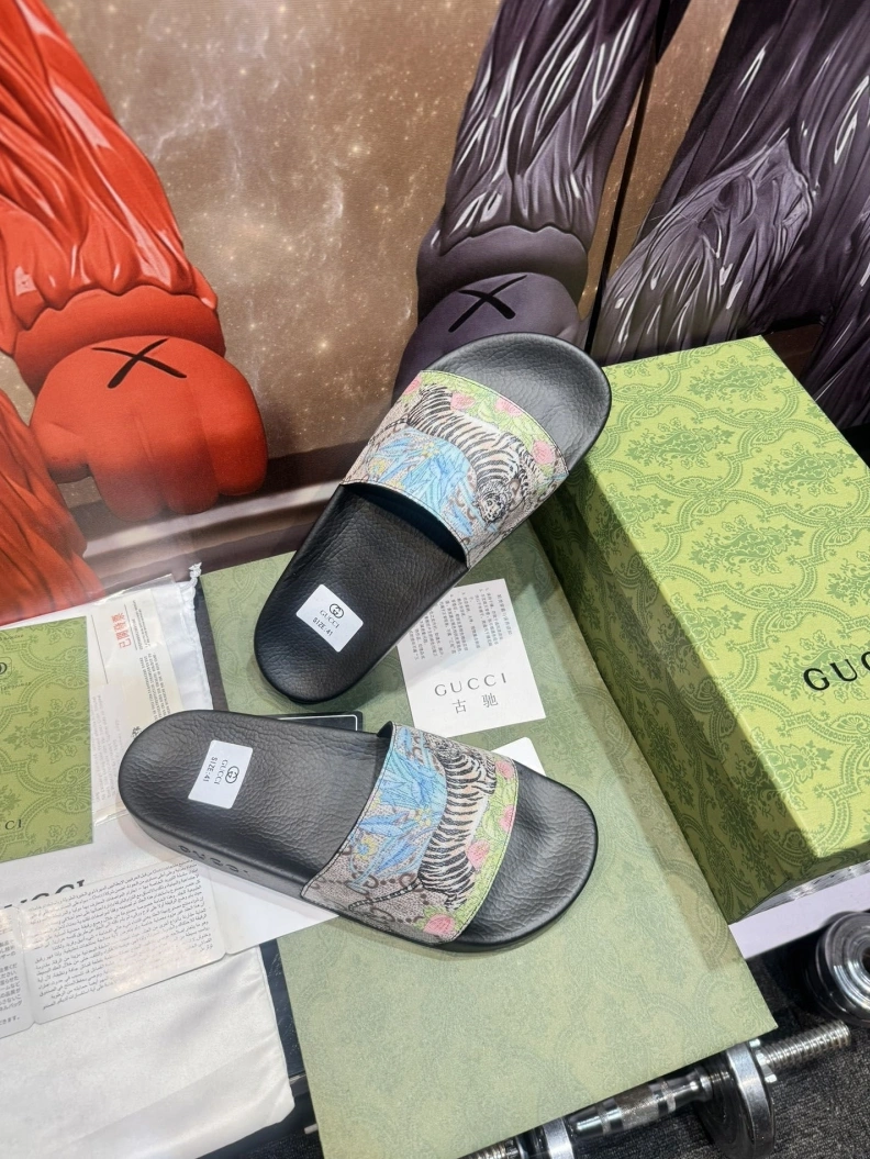 Durable Gxccx Slippers 158209