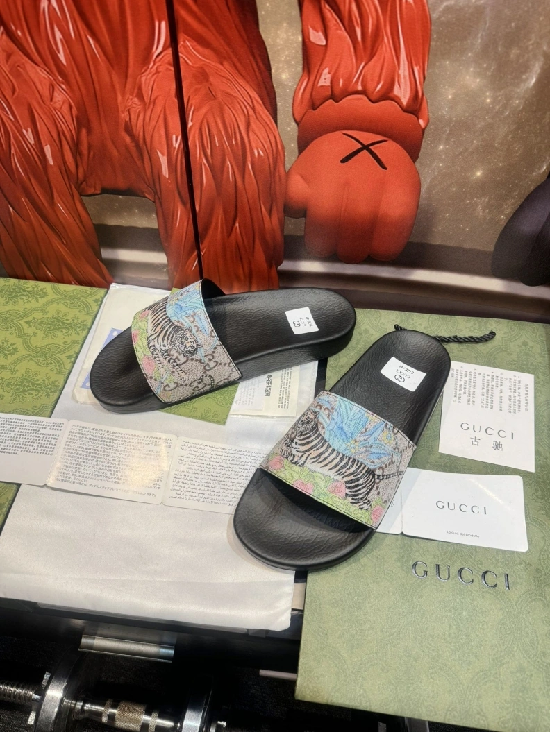 Durable Gxccx Slippers 158209