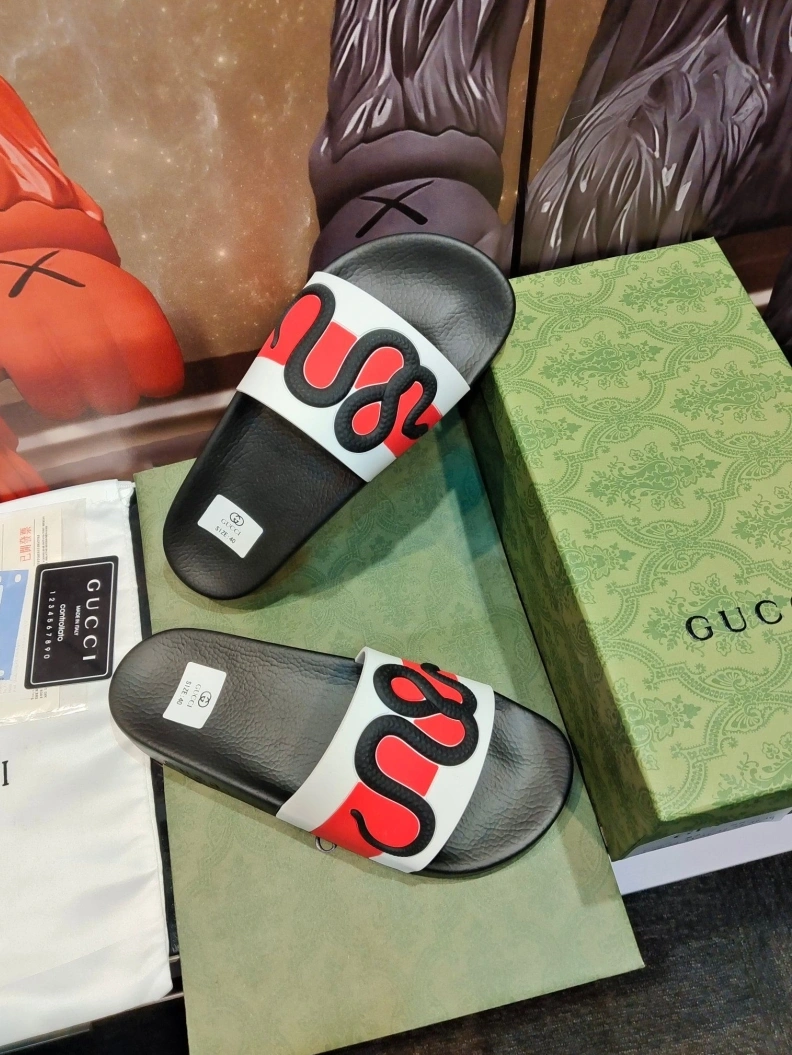 Vibrant Gxccx Slippers 158204