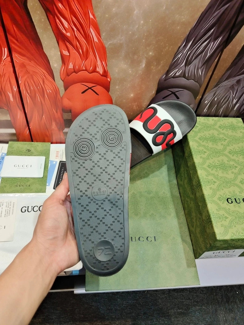Vibrant Gxccx Slippers 158204
