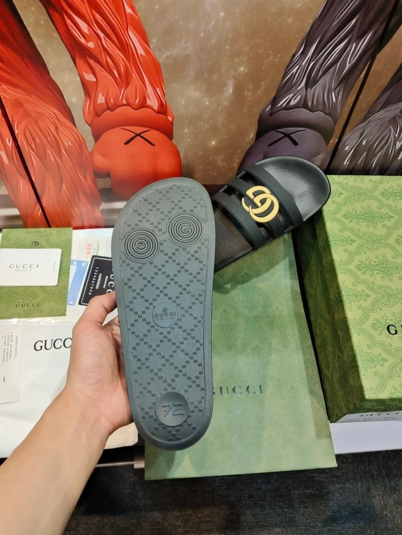 Gxccx Slippers Flexible 158196