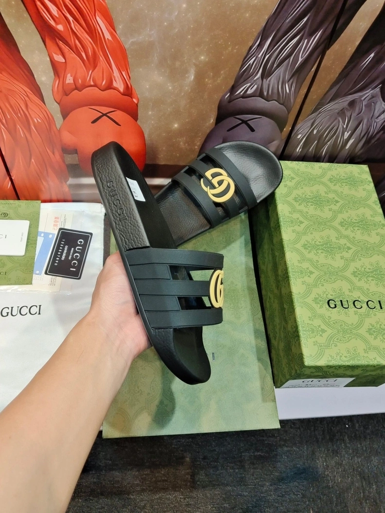 Gxccx Slippers Flexible 158196