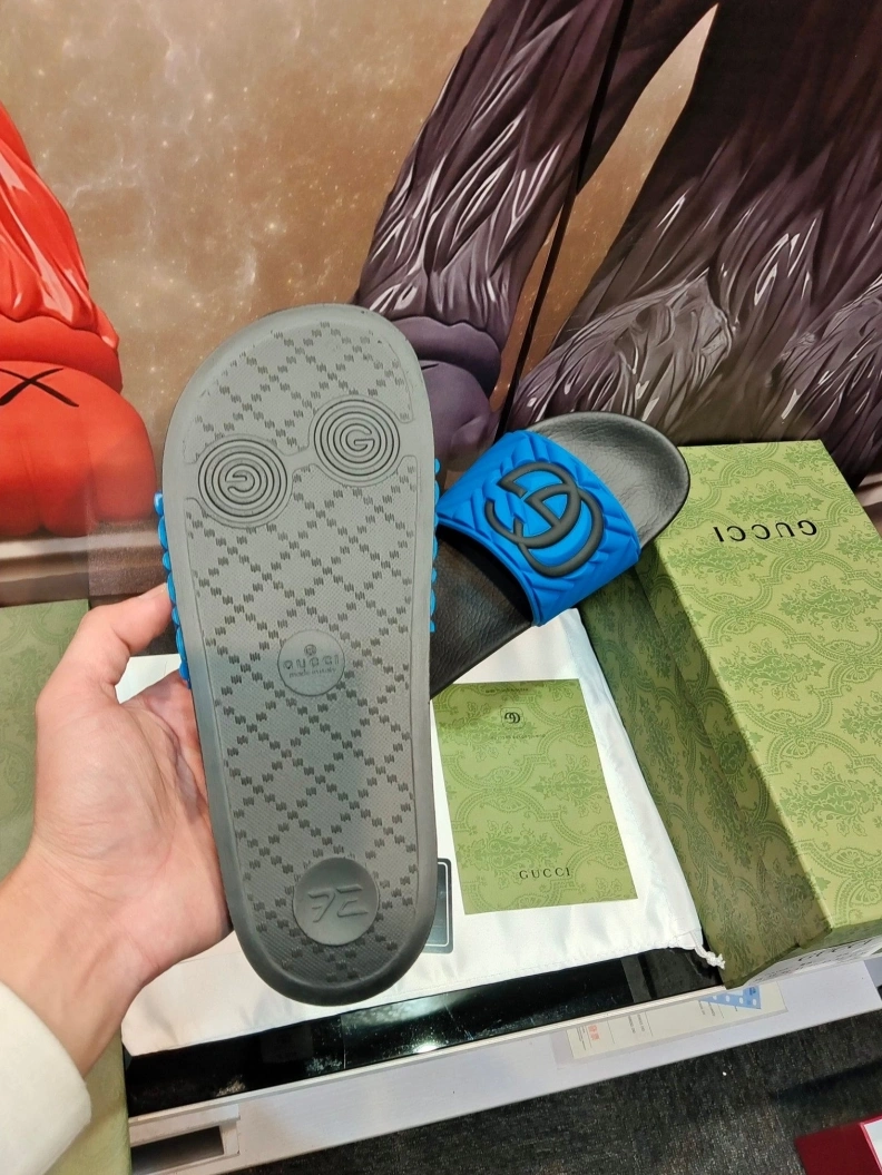 Minimalist Gxccx Slippers 158175