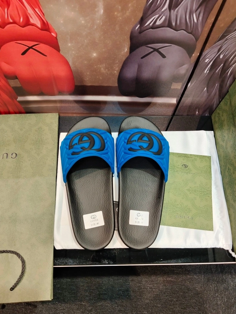 Minimalist Gxccx Slippers 158175
