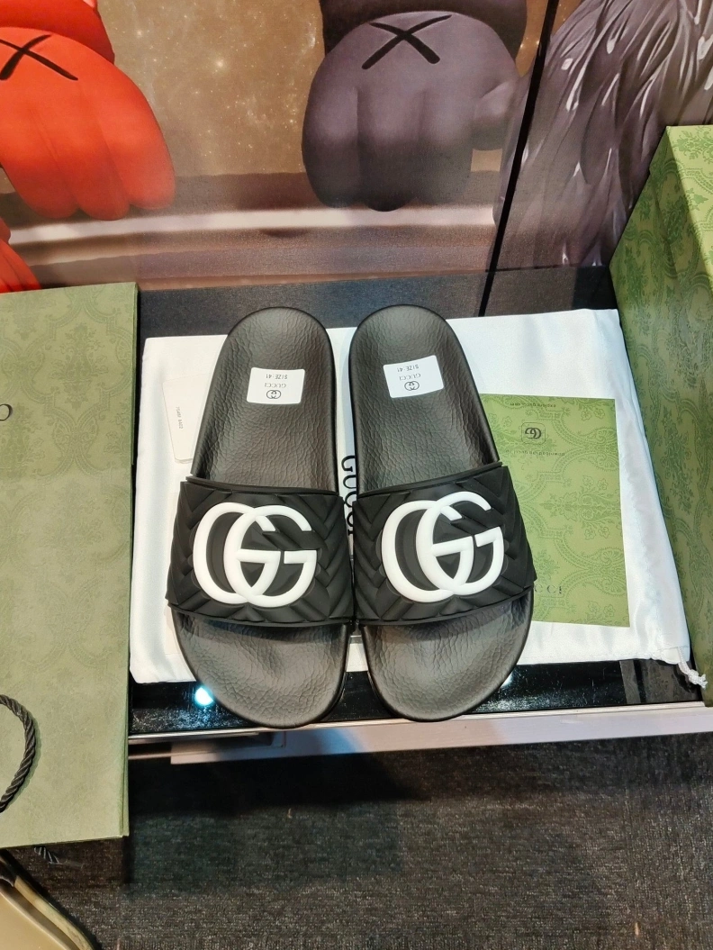 Gxccx Slippers Sophisticated 158173