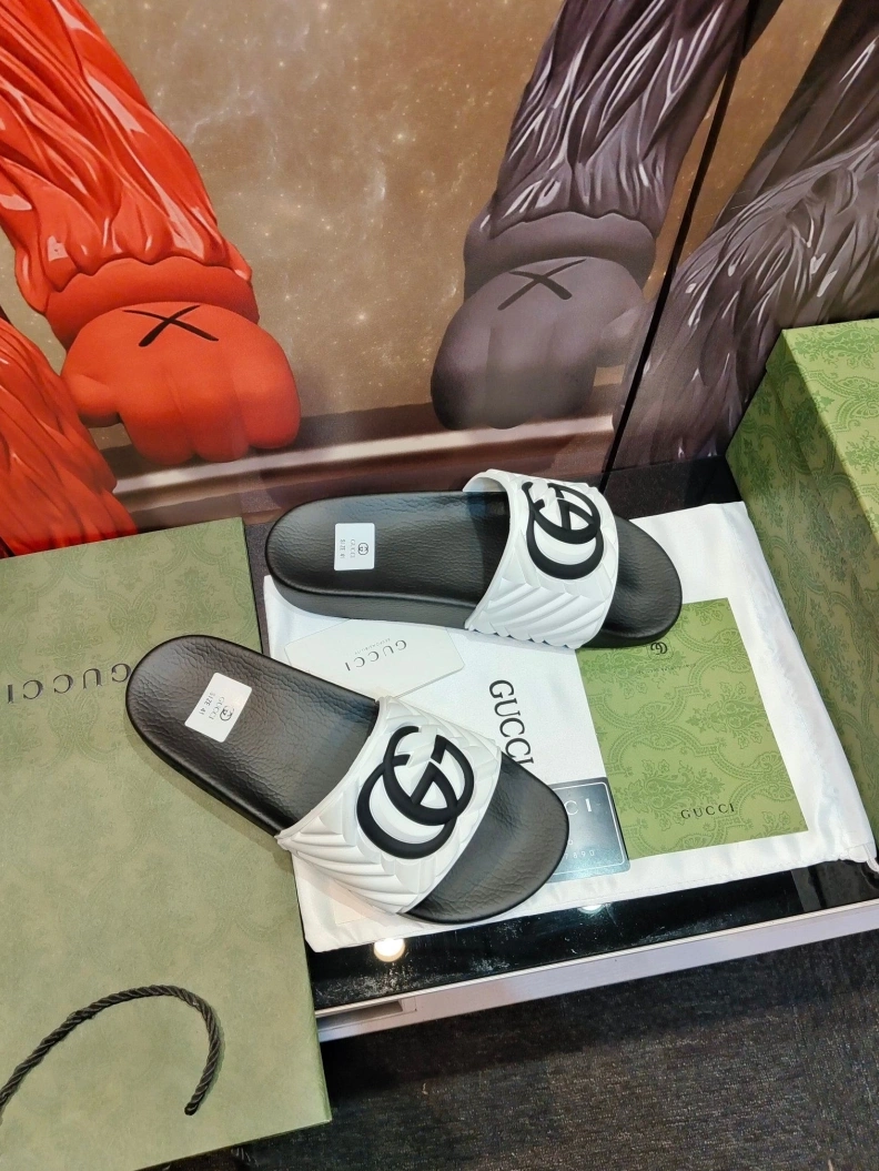 Durable Gxccx Slippers 158182