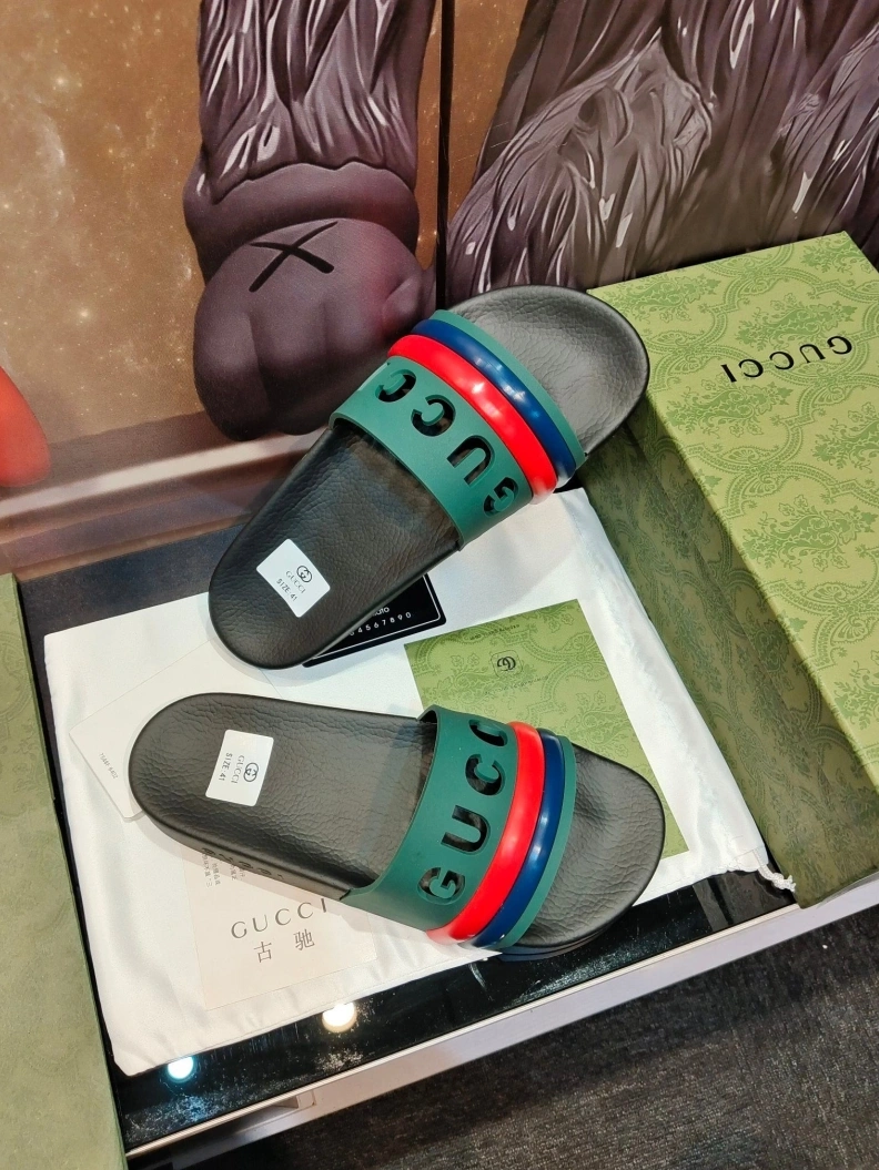 Gxccx Slippers Resilient 158172