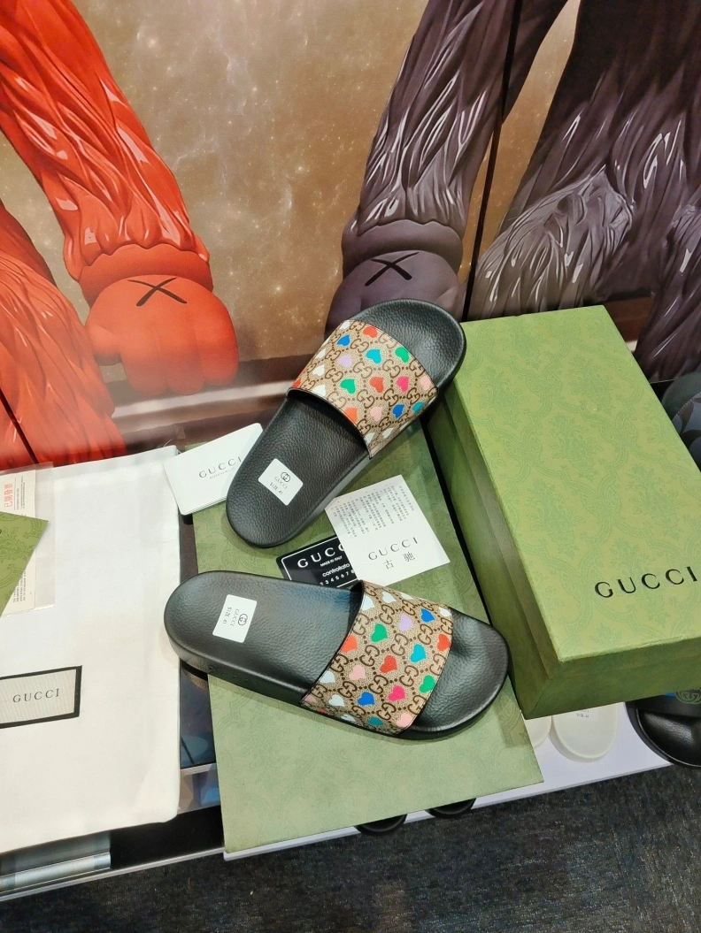 ModernLook Gxccx Slippers 158166