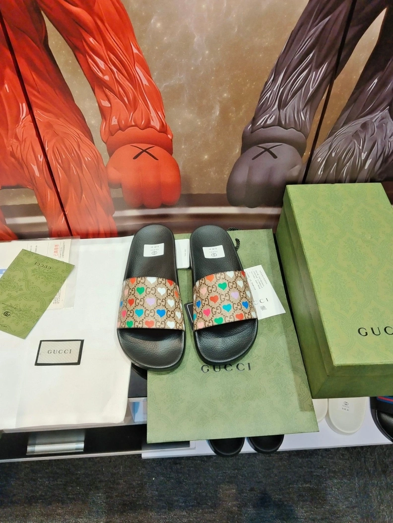 ModernLook Gxccx Slippers 158166
