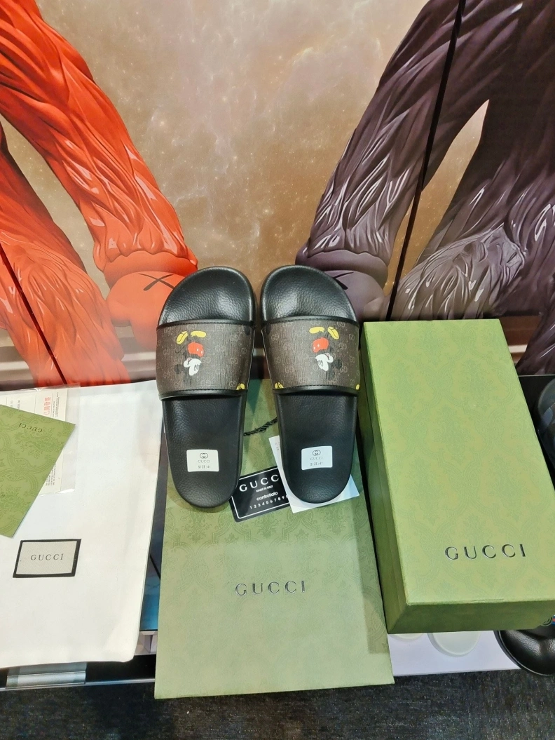 Unique Gxccx Slippers 158167