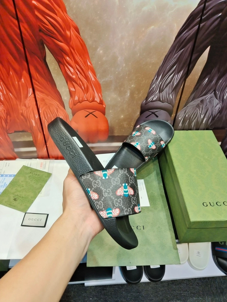 EyeCatching Gxccx Slippers 158163